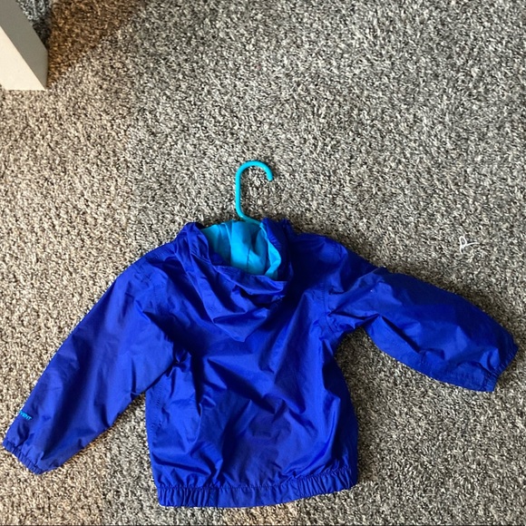 The north face zipline rain jacket 12-18 months - Picture 2 of 4